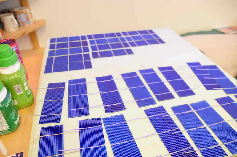 Titelbild: Solar-Handytankstelle